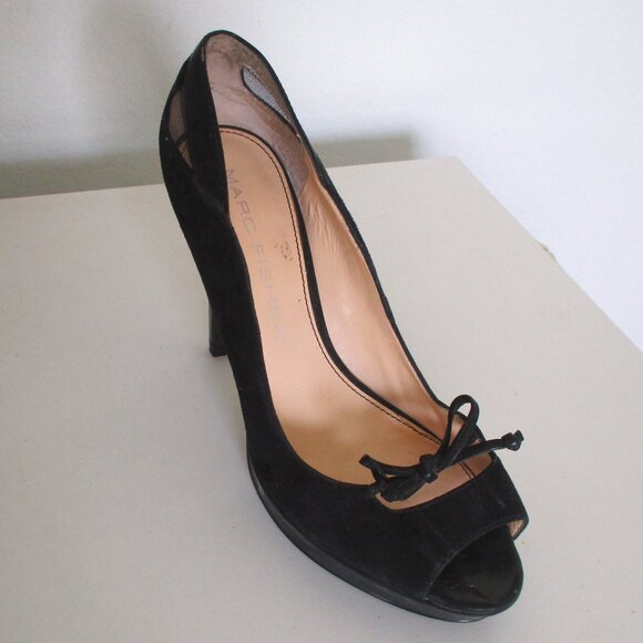 Marc Fisher "Violat" Womens Black Suede .5" Platform Peep w/3.5" Heel- Size 8.5M - Picture 4 of 11